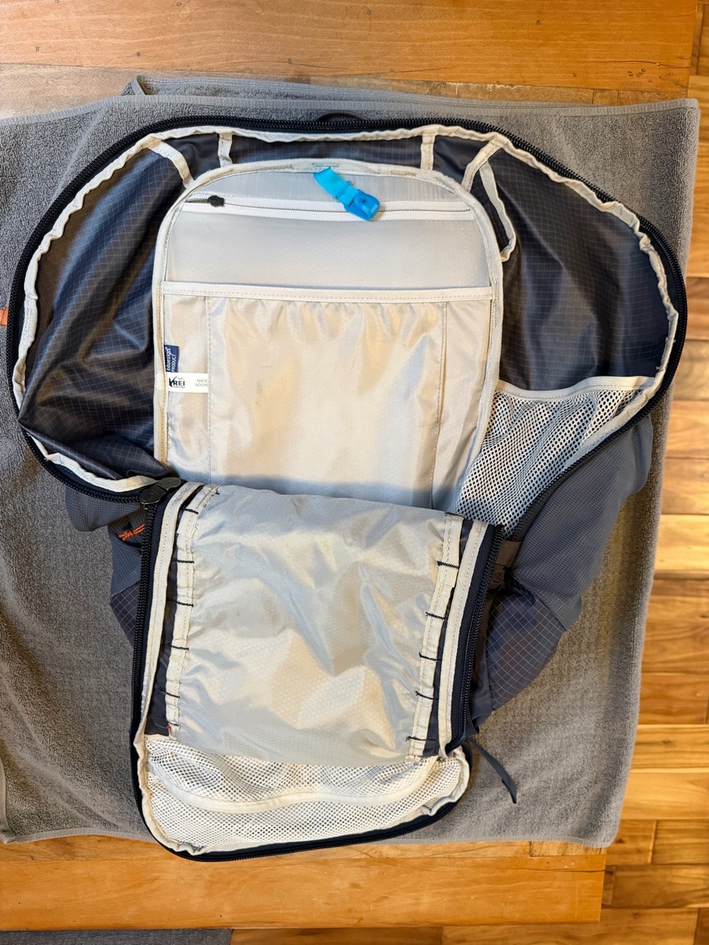 REI Trail 40 Women’s Backpack - Slate Gray with Orange Accents - Picture 3 of 5